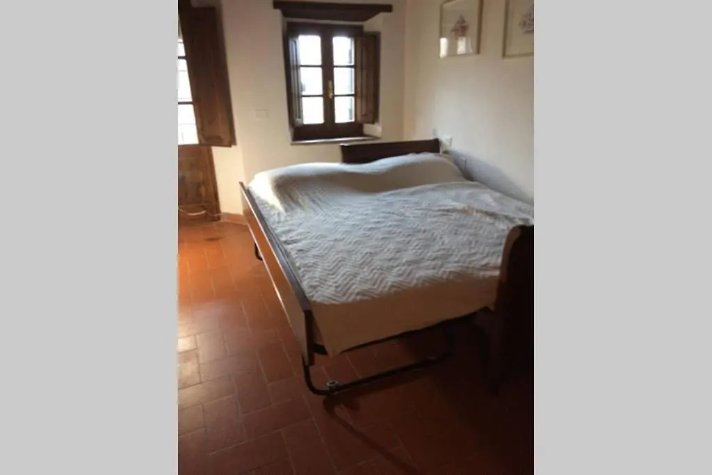 Premiere Apartments - Residenza Le Rose Nel Chianti Lornano